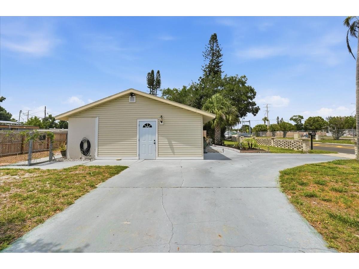 6308 5th Street W Bradenton FL 34207 A4692301 image5