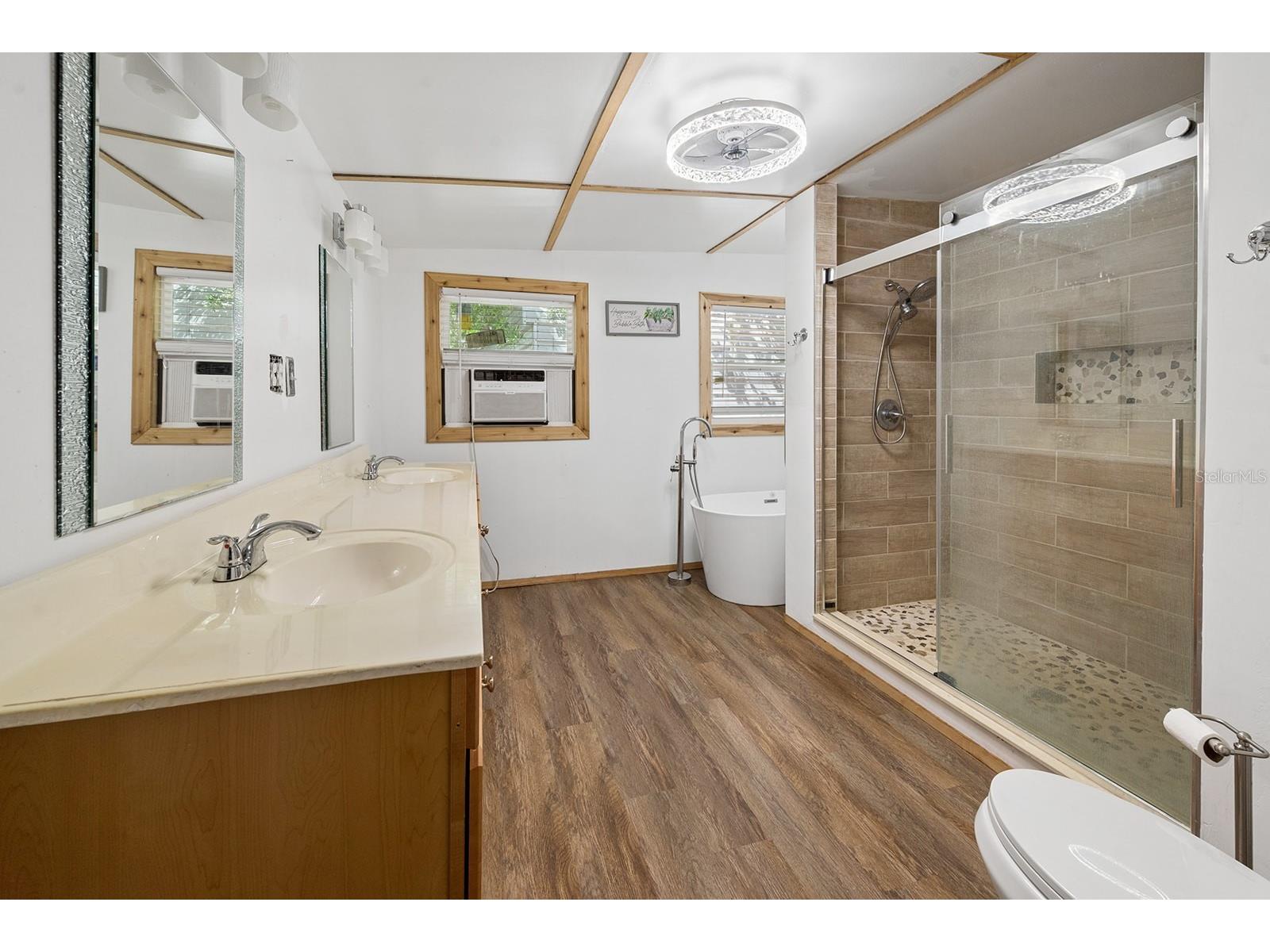 6308 Island Road Melrose FL 32666 - LAKE SANTA FE GC539187 image11