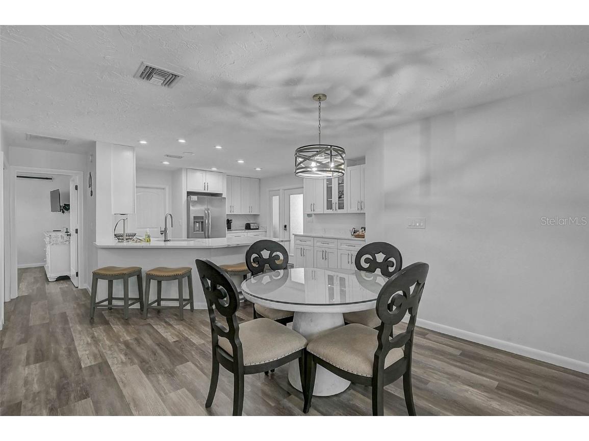 6308 Midnight Pass Road #6 Sarasota FL 34242 A4657483 image13