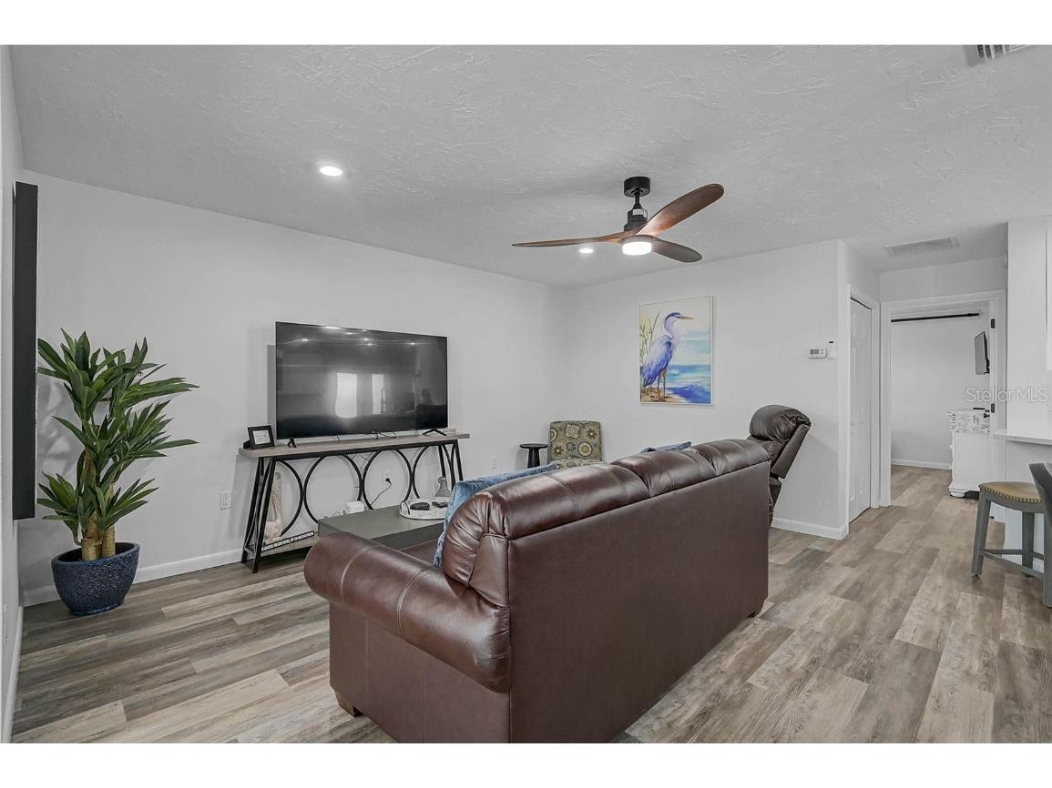 6308 Midnight Pass Road #6 Sarasota FL 34242 A4657483 image16