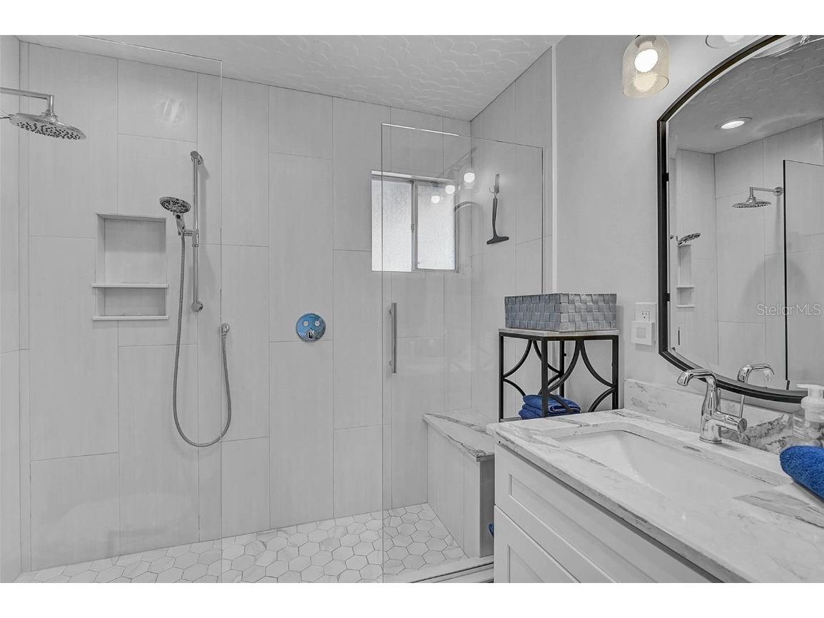 6308 Midnight Pass Road #6 Sarasota FL 34242 A4657483 image21