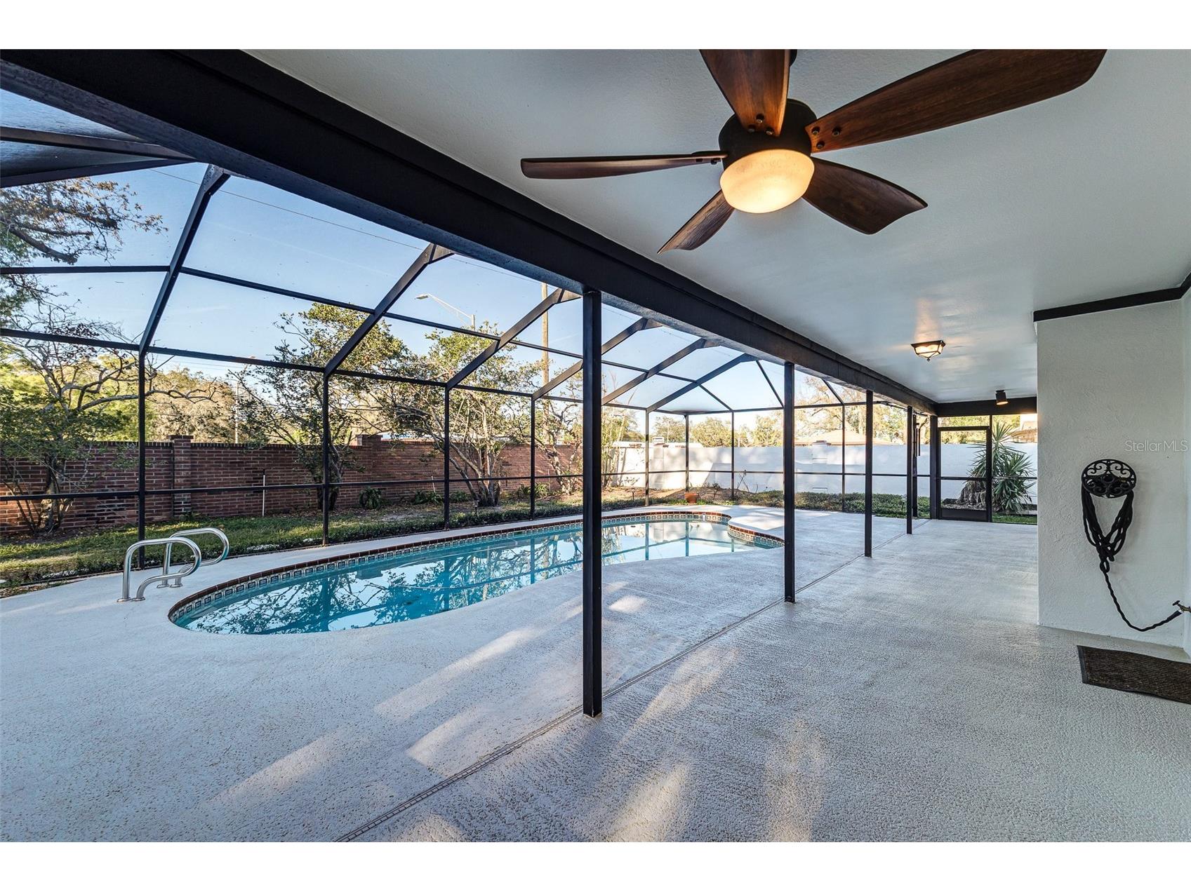 6308 N Queensway Drive Temple Terrace FL 33617 TB8488097 image4