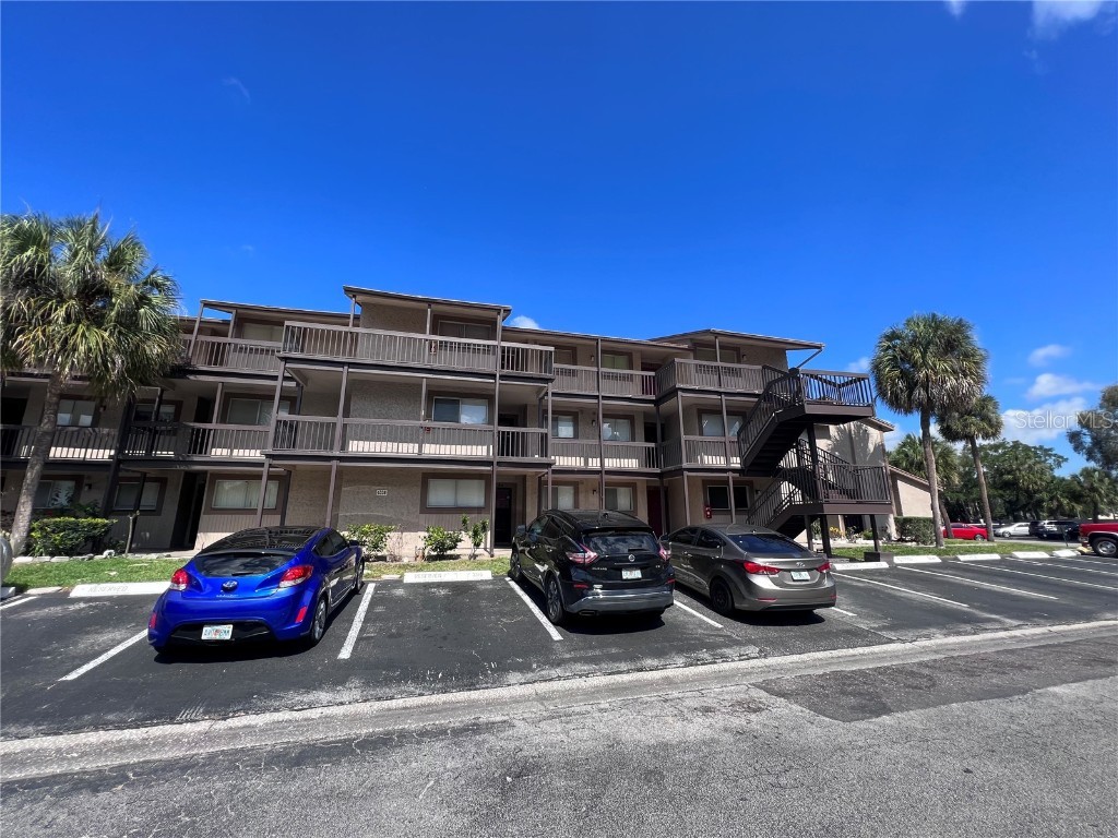 6308 Newtown Circle #8B1 Tampa FL 33615 TB8415195 image1