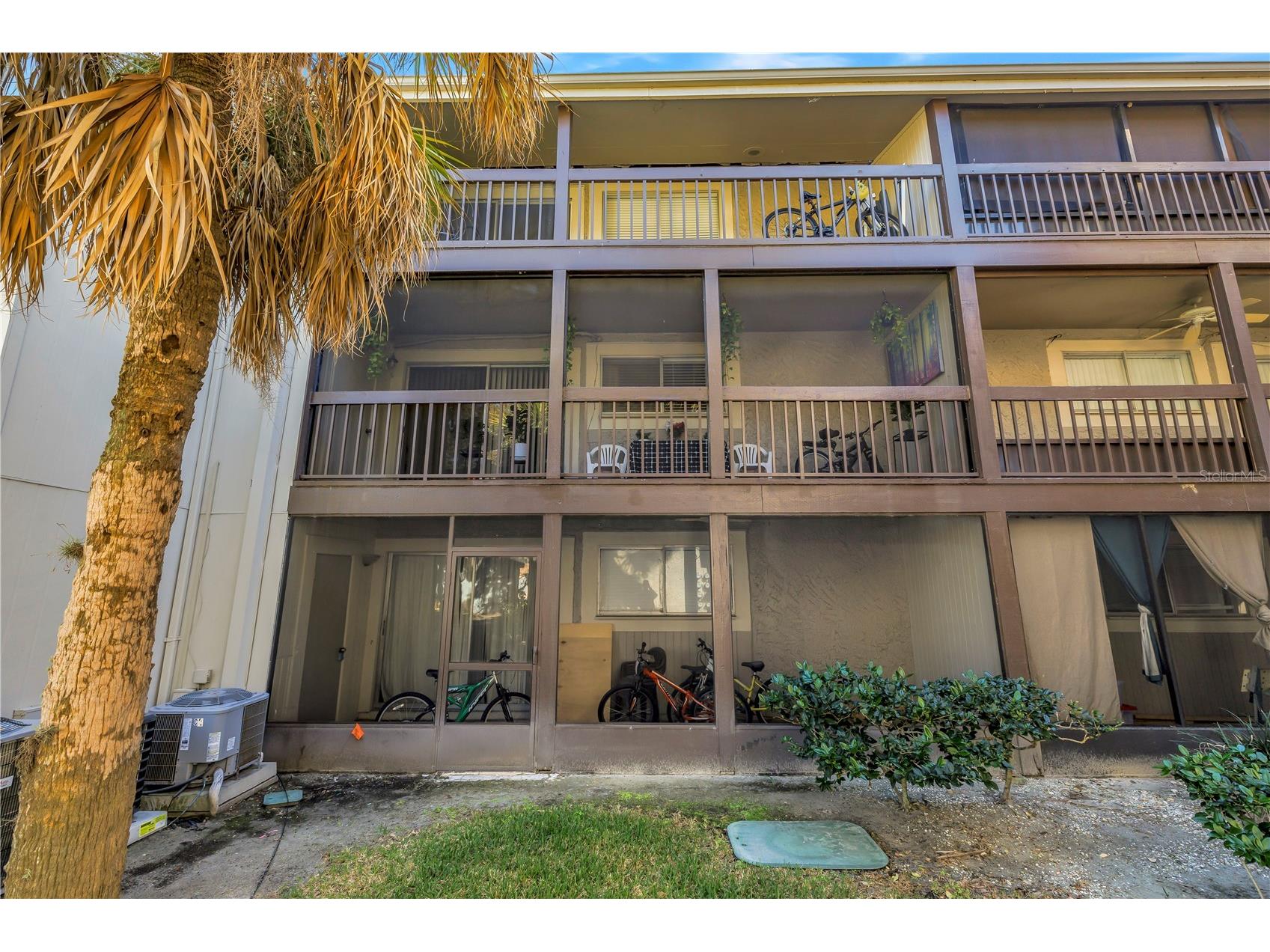6308 Newtown Circle #8B2 Tampa FL 33615 TB8465714 image1