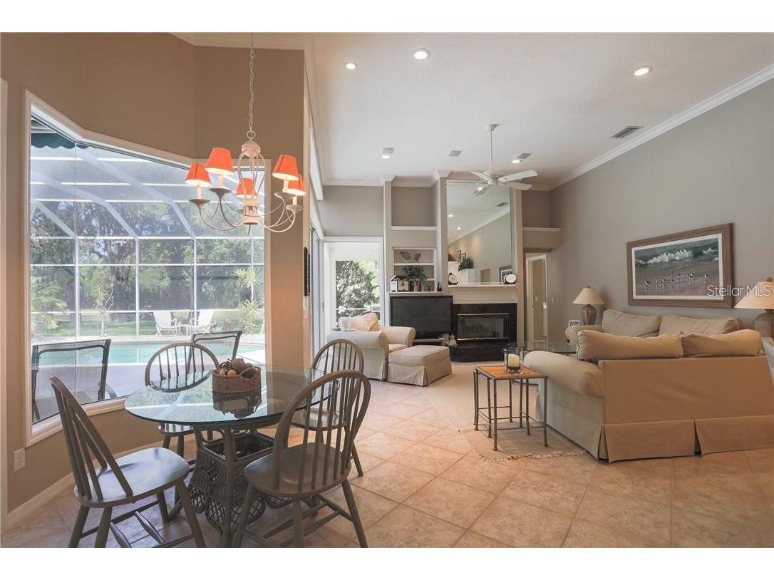 6308 Thorndon Circle University Park FL 34201 A4668307 image15