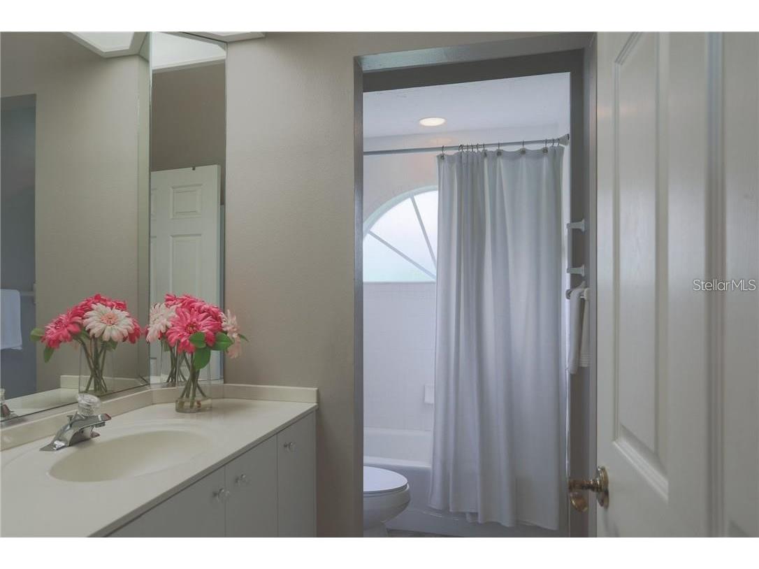 6308 Thorndon Circle University Park FL 34201 A4668307 image32