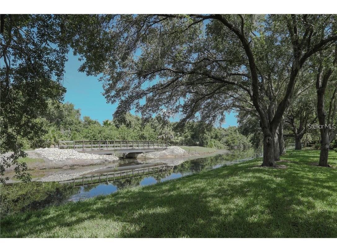 6308 Thorndon Circle University Park FL 34201 A4668307 image8