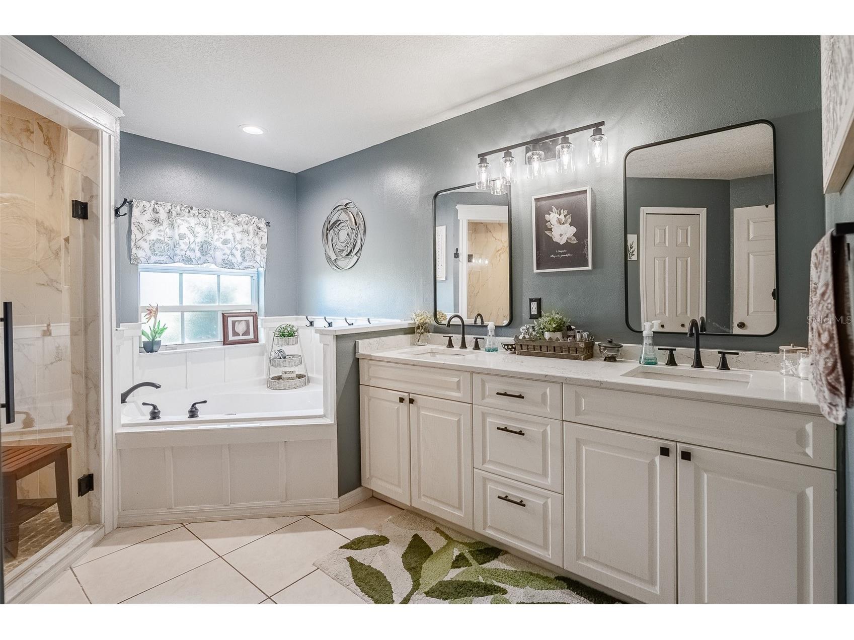 6309 Avocado Dr Indian Lake Estates FL 33855 - LAKE WALK-IN-WATER L4956254 image23