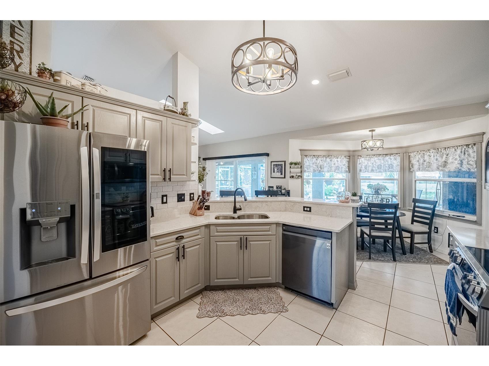 6309 Avocado Dr Indian Lake Estates FL 33855 - LAKE WALK-IN-WATER L4956254 image31