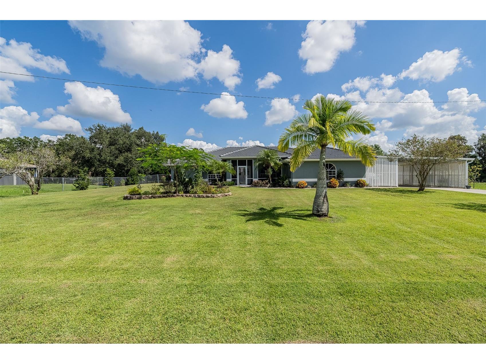 6309 Avocado Dr Indian Lake Estates FL 33855 - LAKE WALK-IN-WATER L4956254 image4