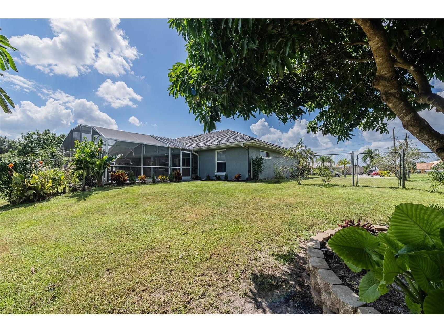 6309 Avocado Dr Indian Lake Estates FL 33855 - LAKE WALK-IN-WATER L4956254 image62