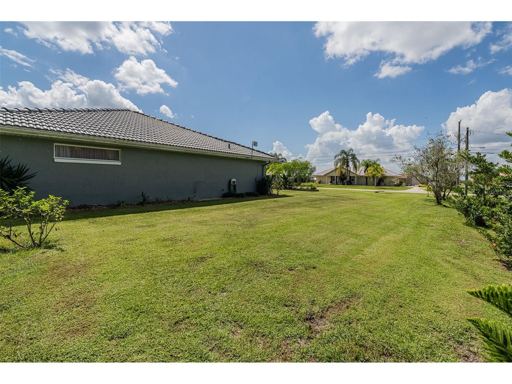 6309 Avocado Dr Indian Lake Estates FL 33855 - LAKE WALK-IN-WATER L4956254 image64