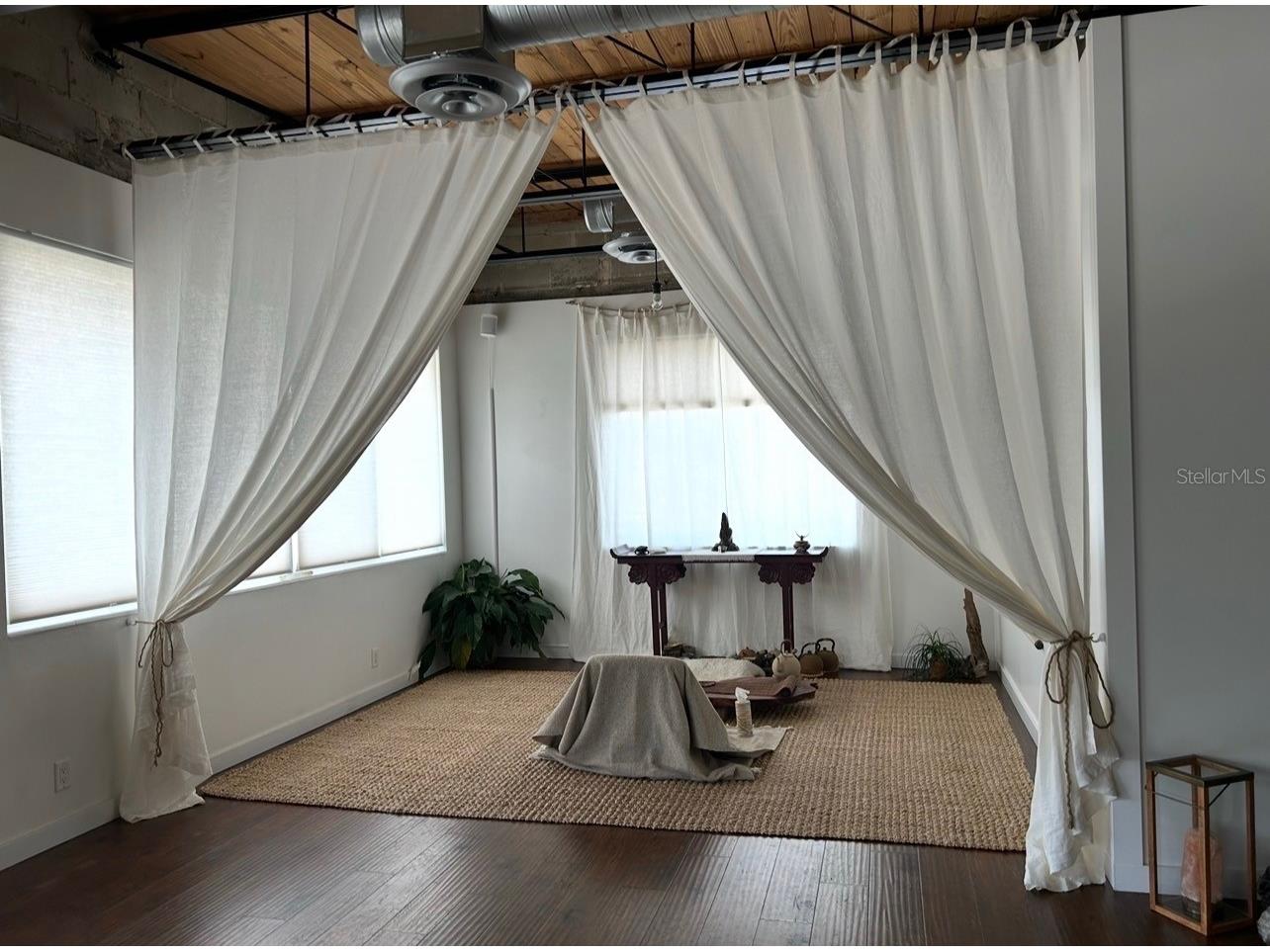 631 4th Street N Saint Petersburg FL 33701 TB8516329 image8