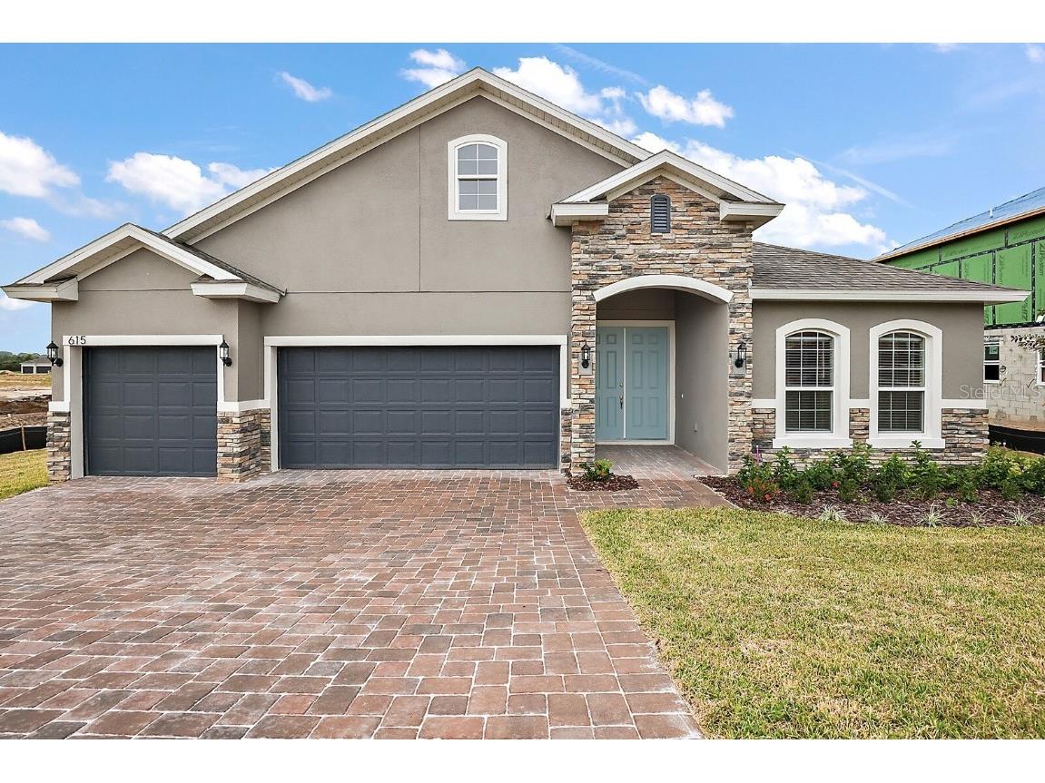 631 Avila Place Howey In The Hills FL 34737 G5055267 image1