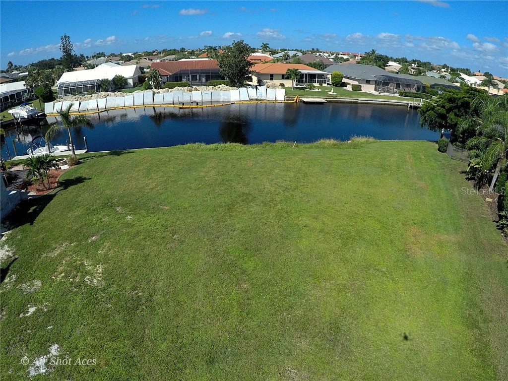631 Como Court Punta Gorda FL 33950 C7476228 image1