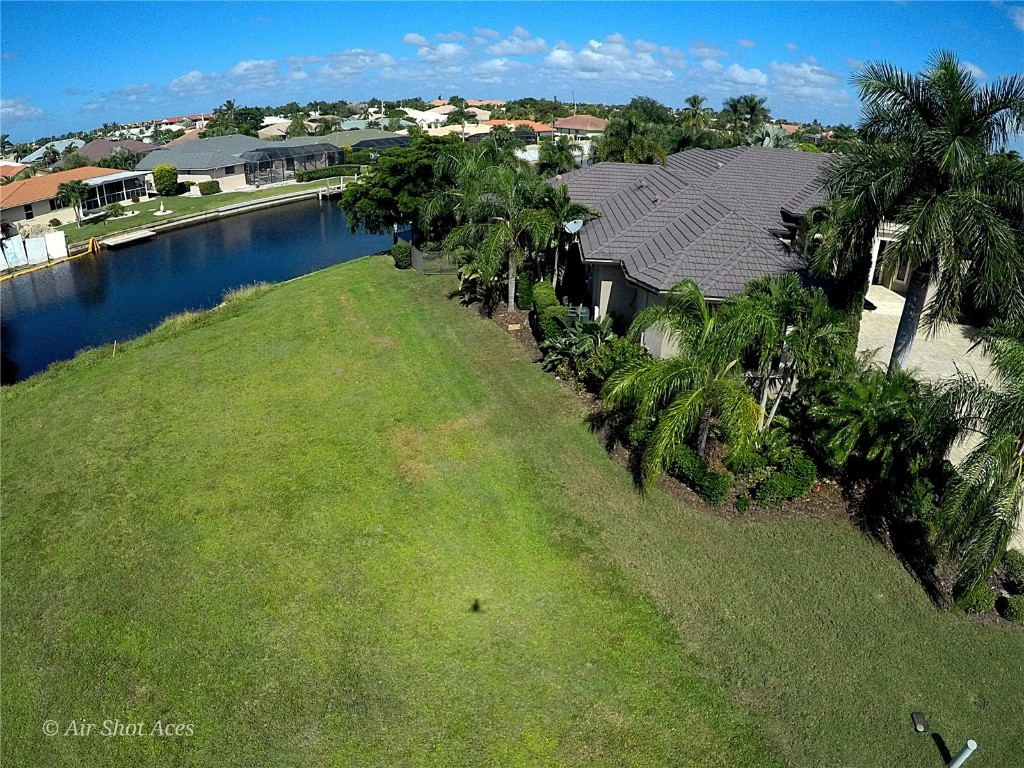 631 Como Court Punta Gorda FL 33950 C7476228 image3