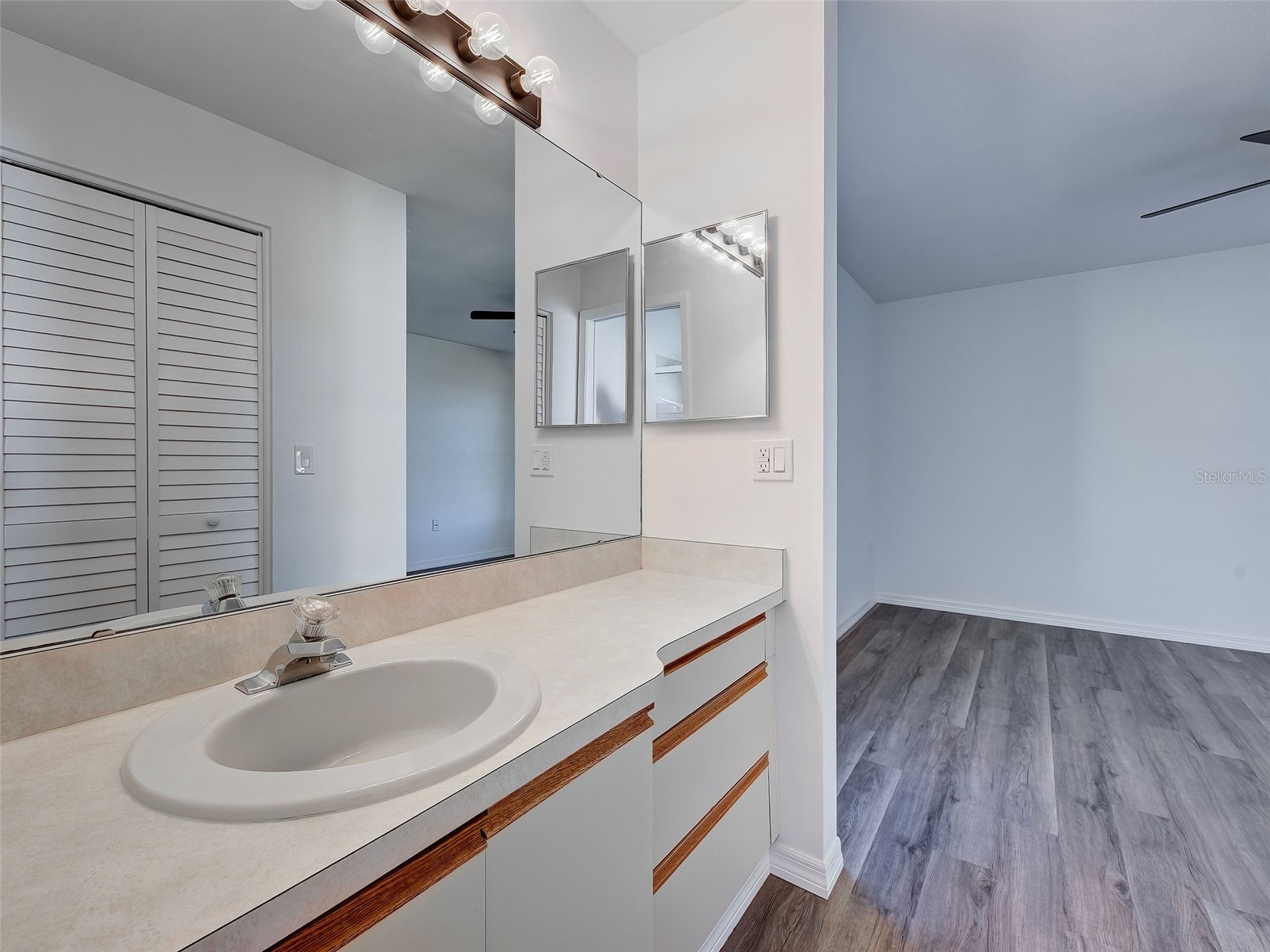 631 Foxwood Boulevard #256 Englewood FL 34223 D6146559 image33