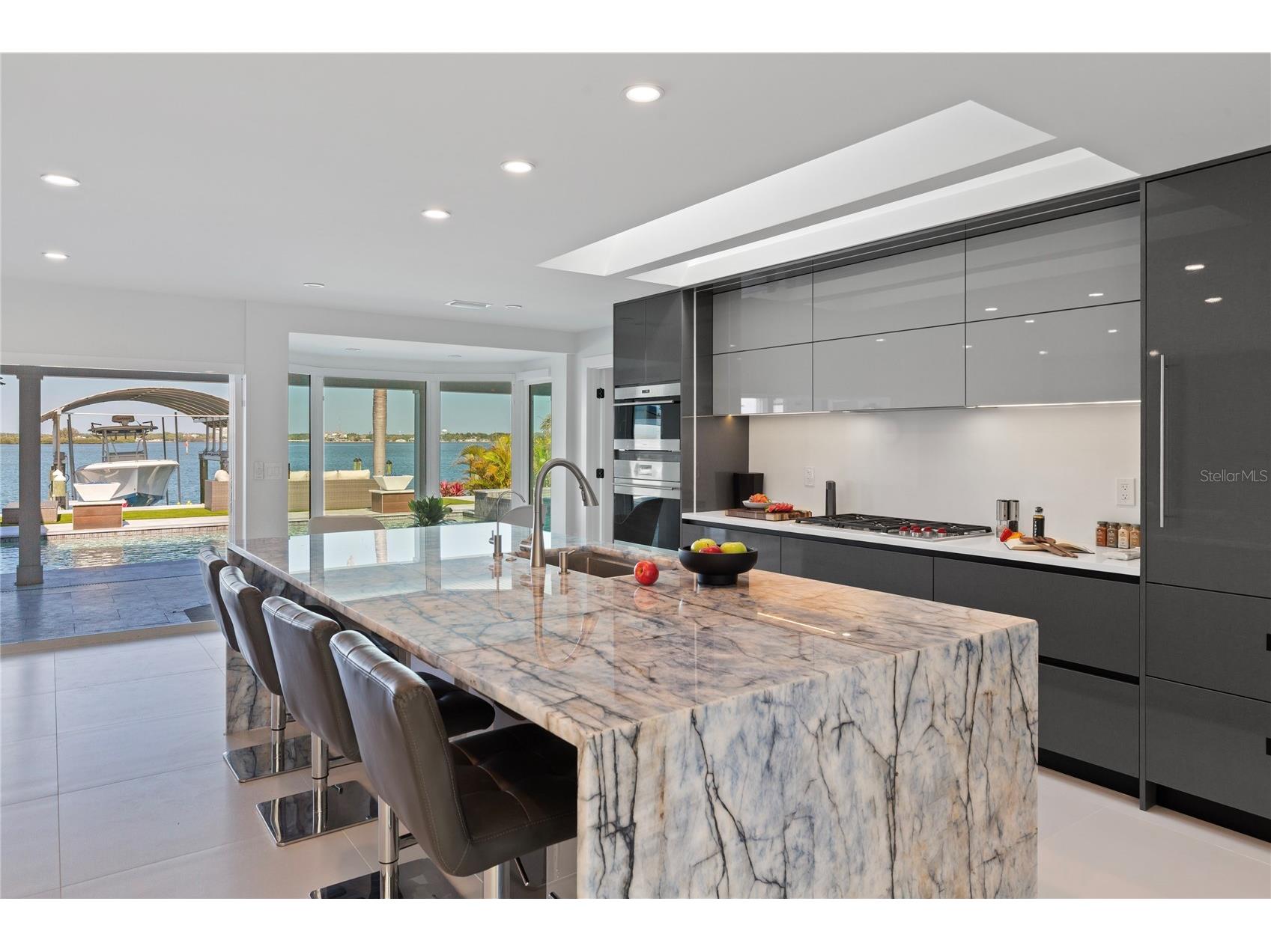 631 Harbor Island Clearwater Beach FL 33767 TB8494006 image13