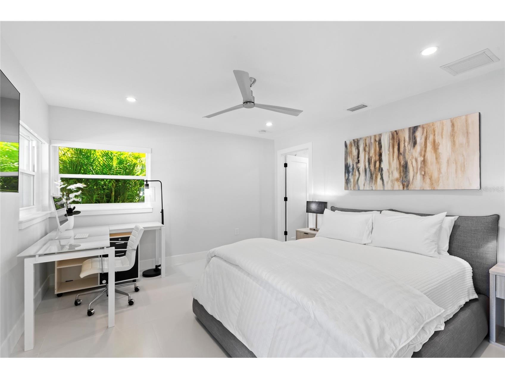 631 Harbor Island Clearwater Beach FL 33767 TB8494006 image24