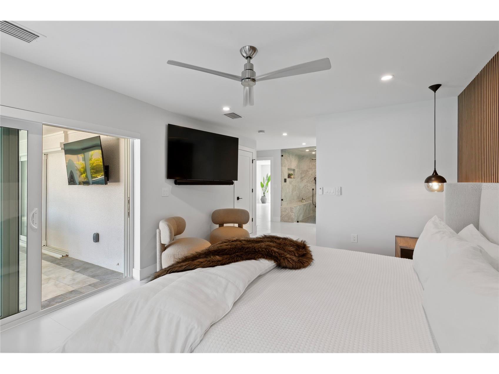 631 Harbor Island Clearwater Beach FL 33767 TB8494006 image27