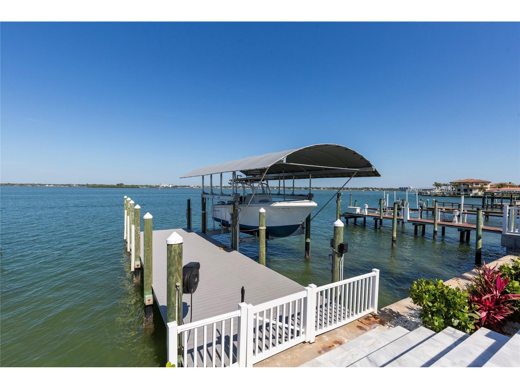 631 Harbor Island Clearwater Beach FL 33767 TB8494006 image43