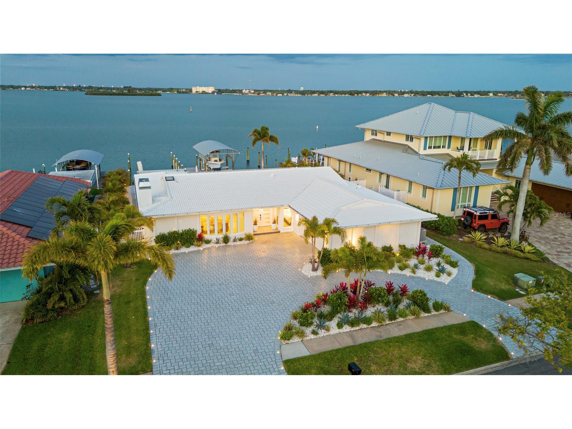 631 Harbor Island Clearwater Beach FL 33767 TB8494006 image5