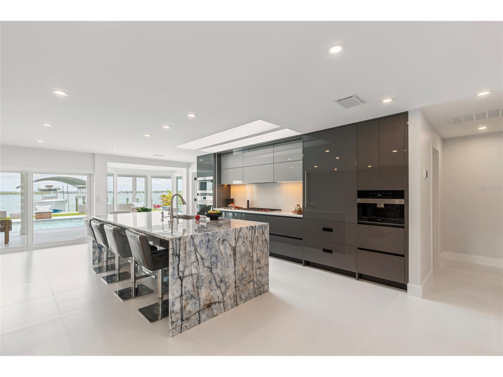 631 Harbor Island Clearwater Beach FL 33767 TB8494006 image84