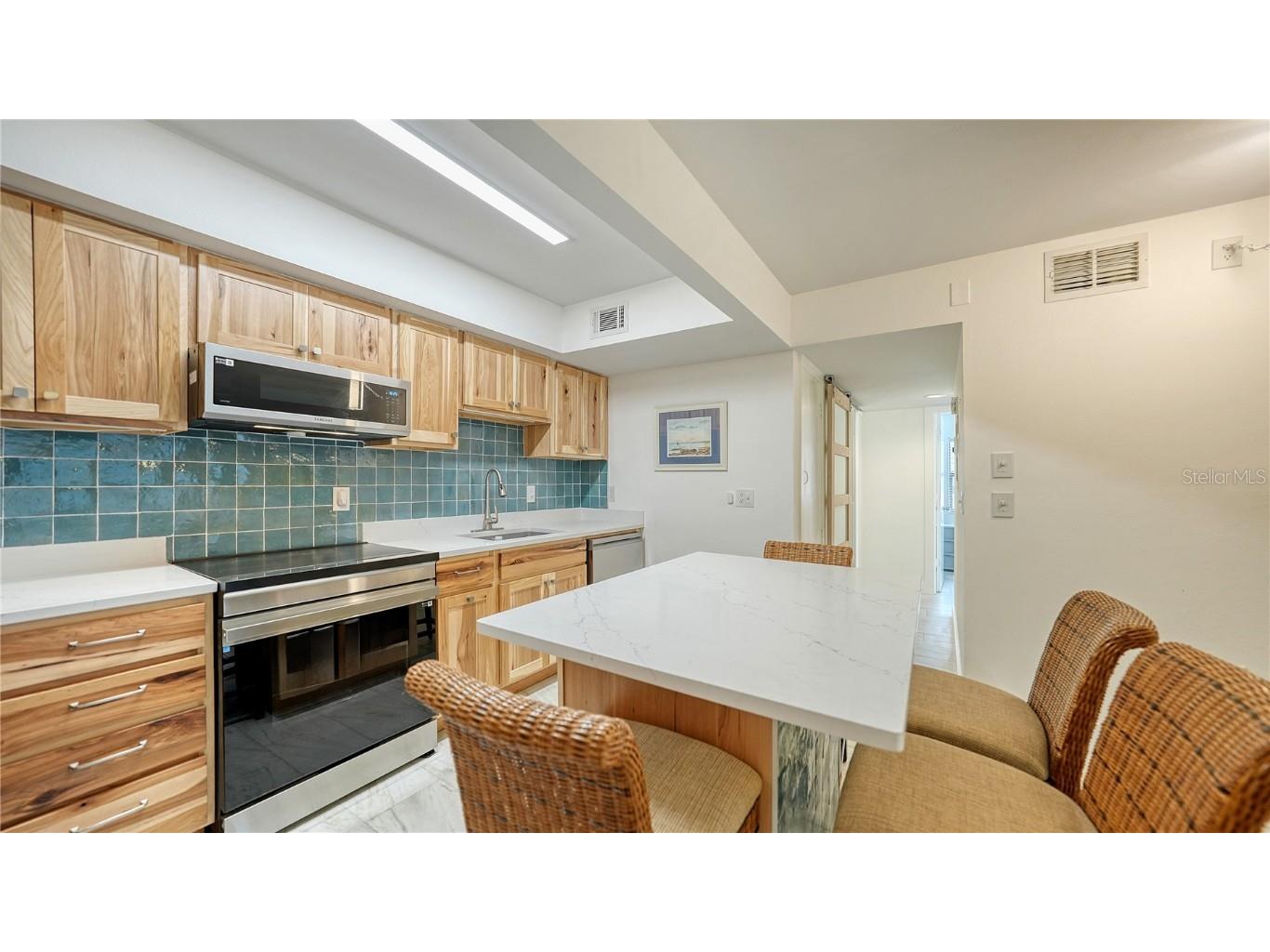 631 N Orange Avenue #107 Sarasota FL 34236 A4659021 image15