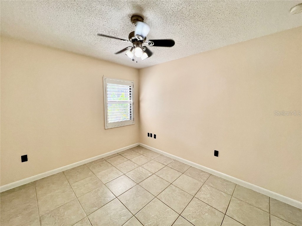 631 N Orange Avenue #201 Sarasota FL 34236 A4674339 image8