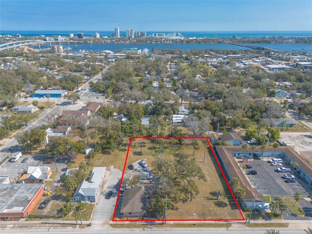 631 N Ridgewood Avenue Daytona Beach FL 32114 V4940828 image4