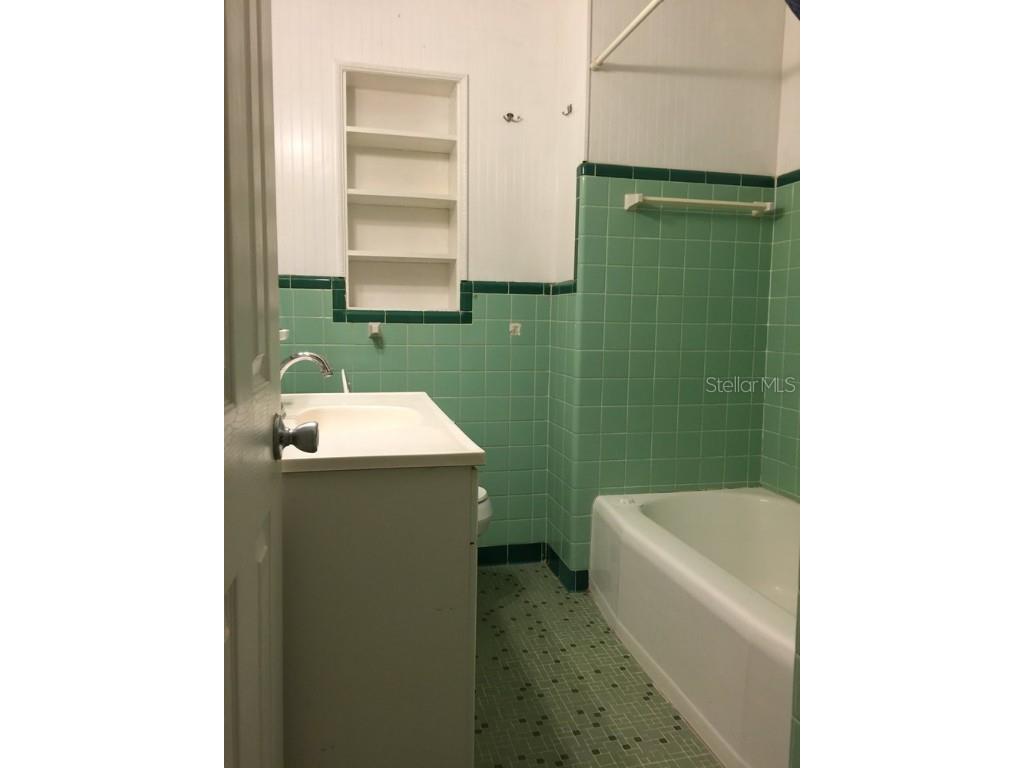 631 NW 34th Terrace Gainesville FL 32607 O6362501 image8