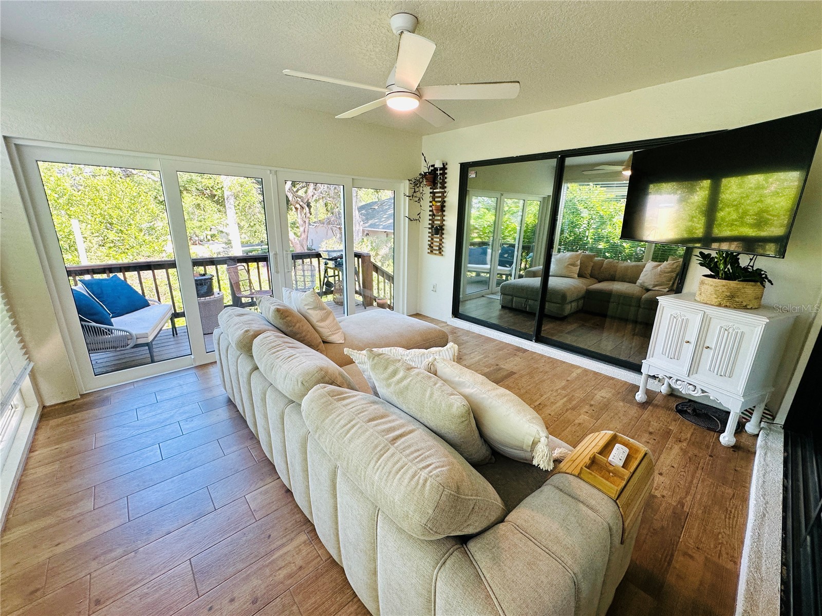 631 Sand Lake Court Mount Dora FL 32757 - LAKE DORA/ HARRIS CHAIN G5111931 image9