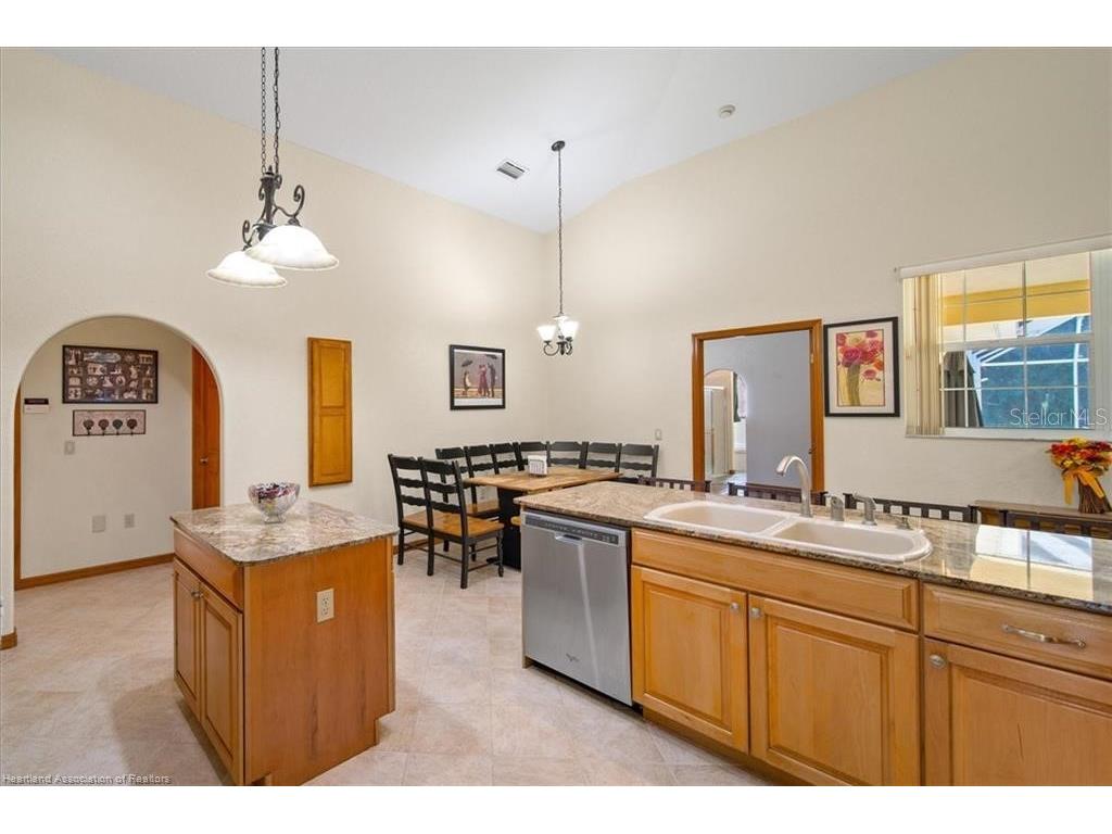 631 Sunset Pointe Drive Lake Placid FL 33852 L4957464 image19