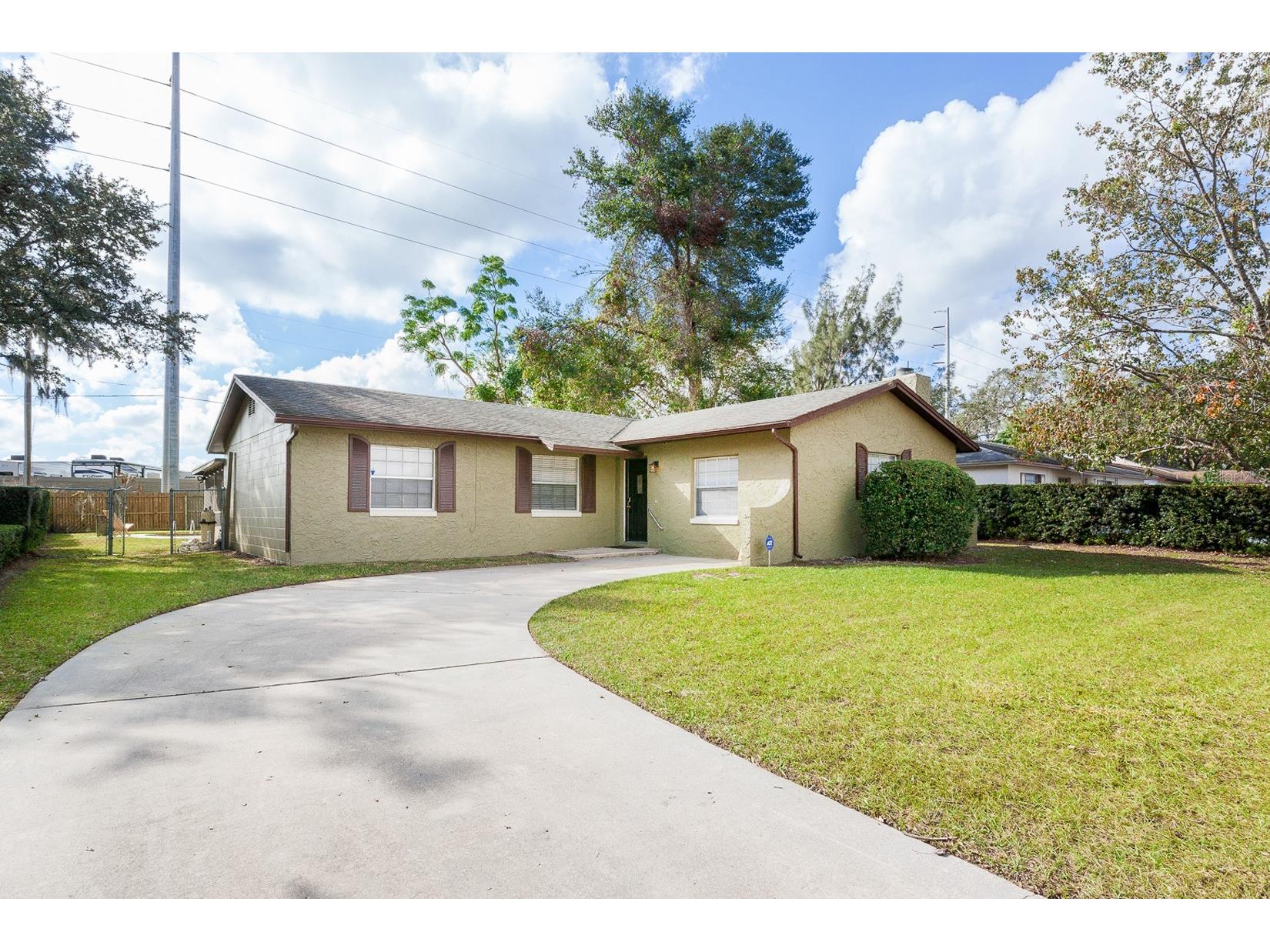 631 Trailwood Drive Altamonte Springs FL 32701 O6386078 image1