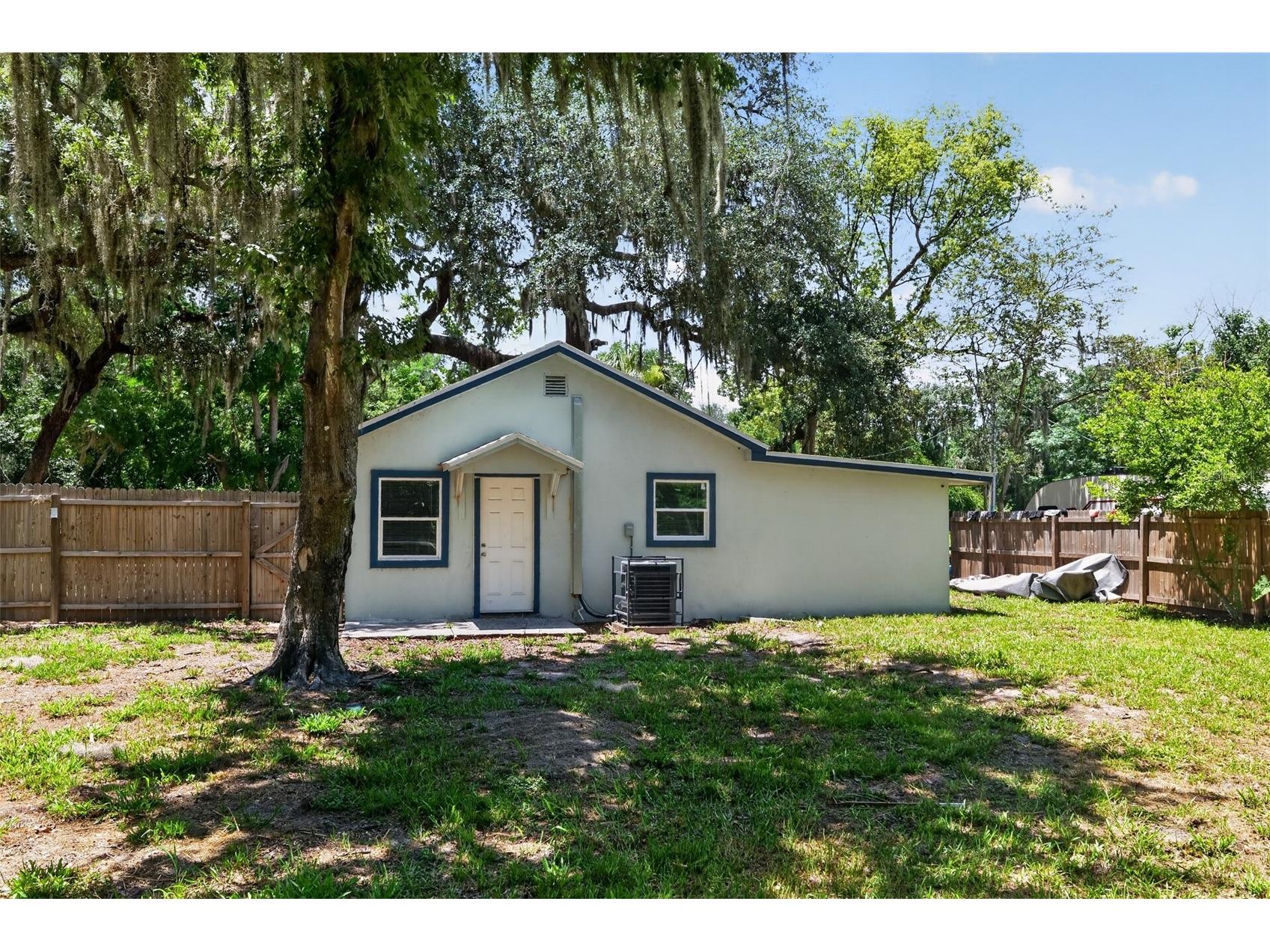 6310 Belle Isles Drive Groveland FL 34736 A4696395 image1