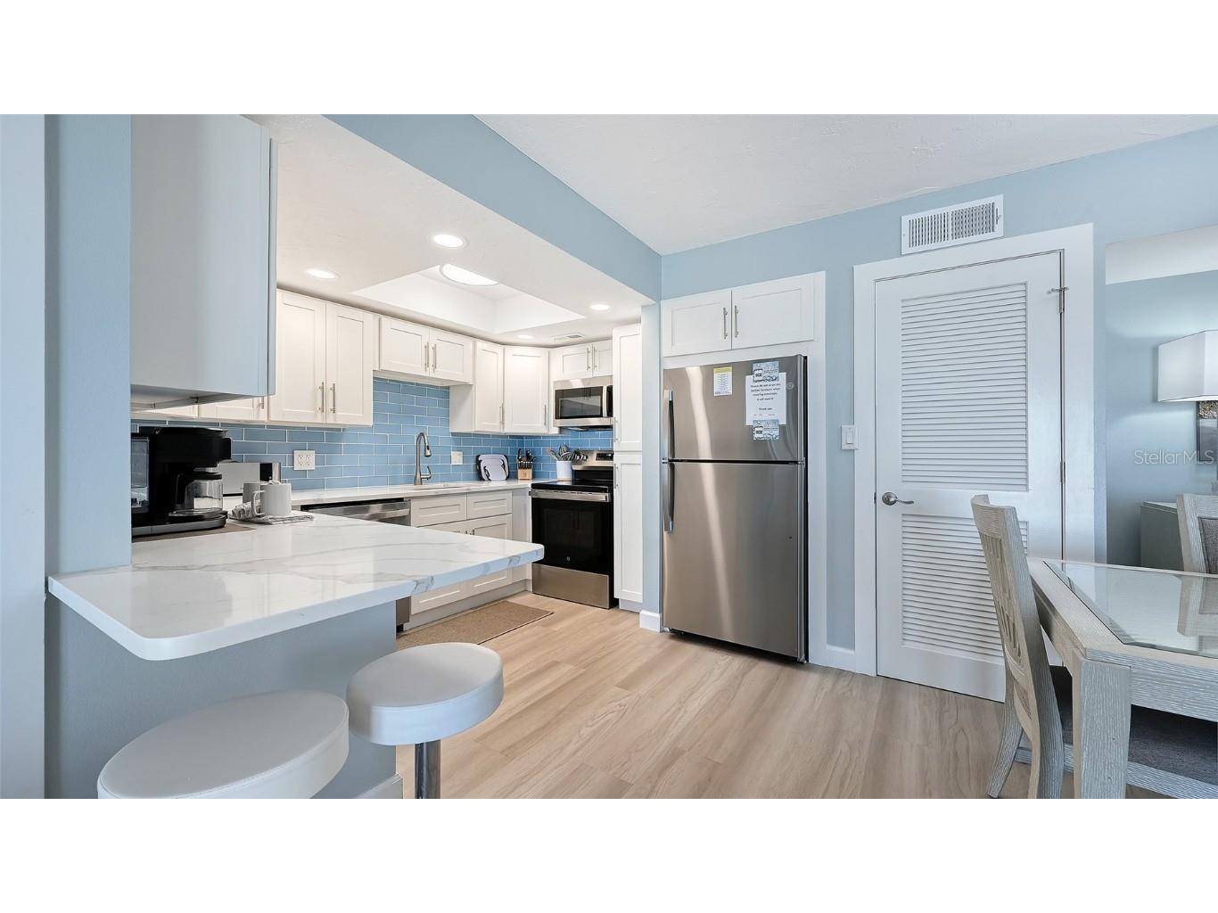 6310 Midnight Pass Road #101N Sarasota FL 34242 - GULF OF MEXICO A4672949 image9