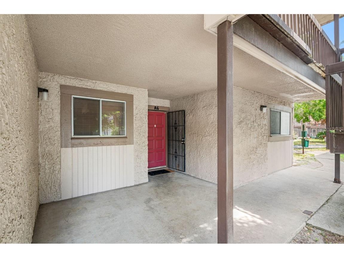 6310 Newtown Circle Circle #UNIT 10A6 Tampa FL 33615 U8240289 image1