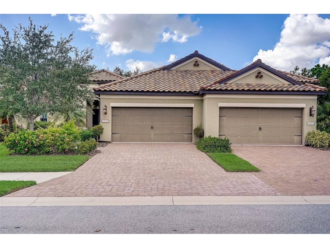 6310 Positano Court Sarasota FL 34243 A4584881 image1