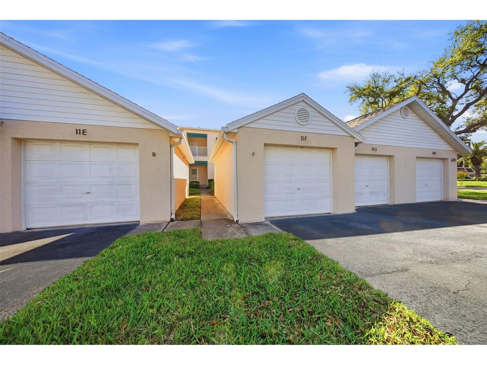 6311 99th Way N #11F Seminole FL 33708 TB8487938 image1