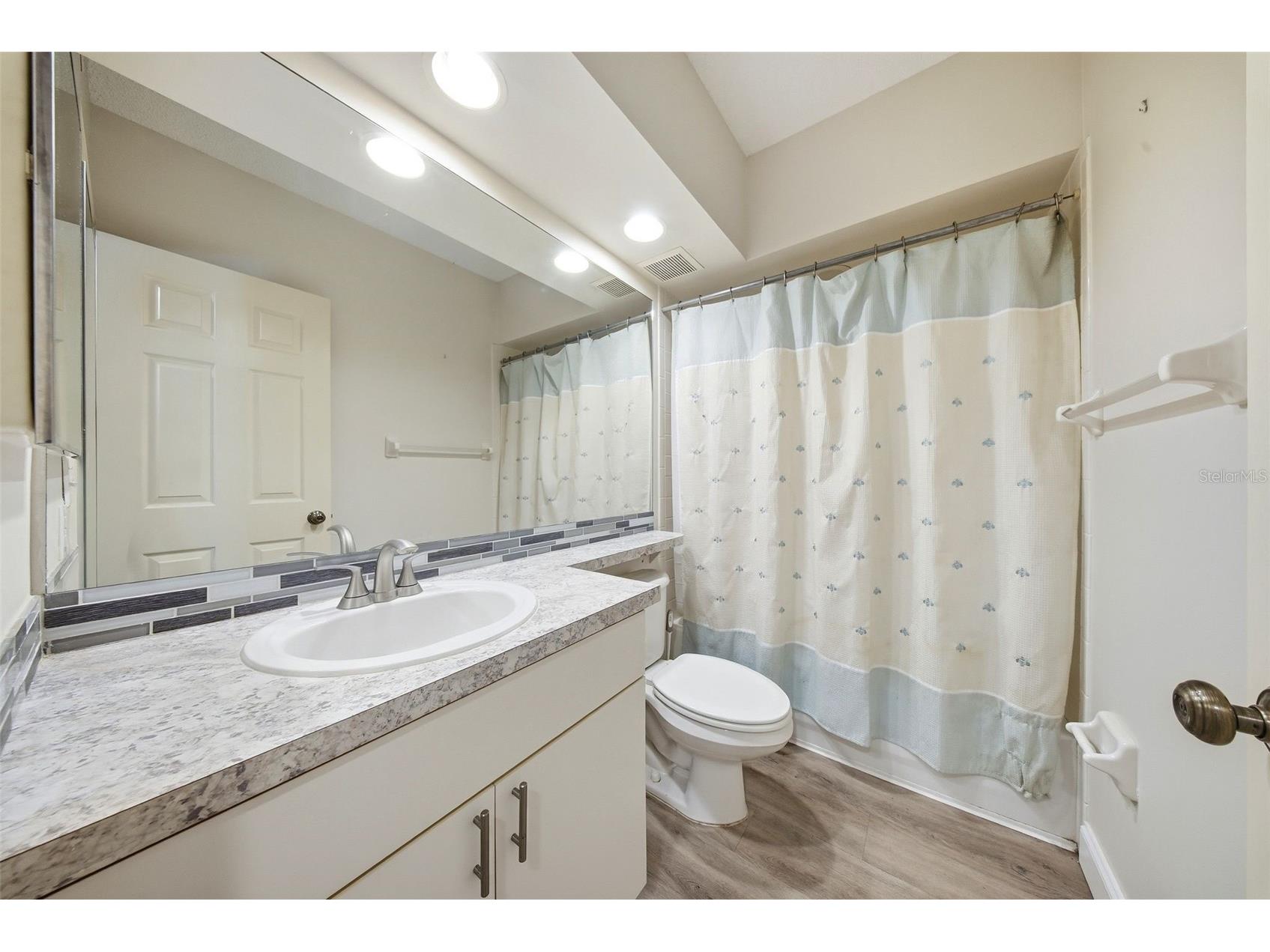 6311 99th Way N #11F Seminole FL 33708 TB8487938 image28