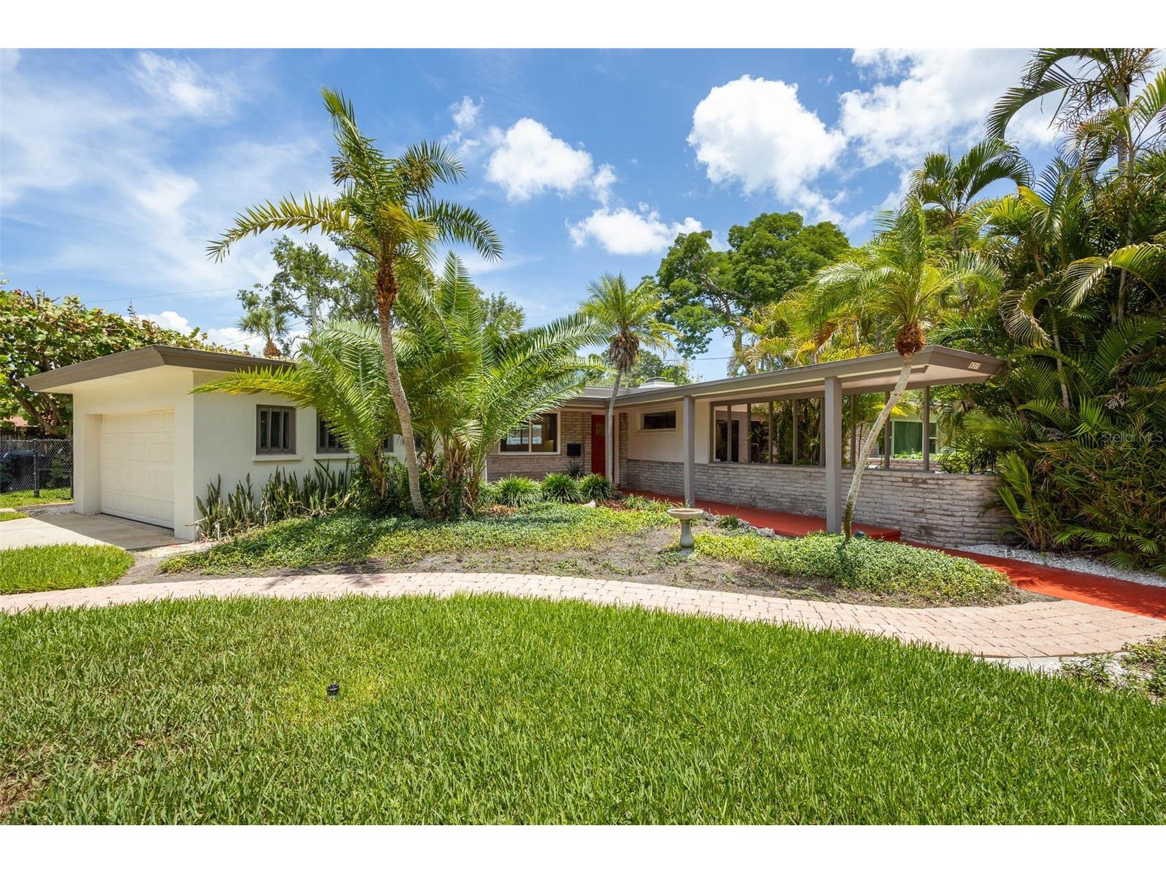 6311 Bahama Shores Drive S Saint Petersburg FL 33705 - TAMPA BAY A4695040 image1