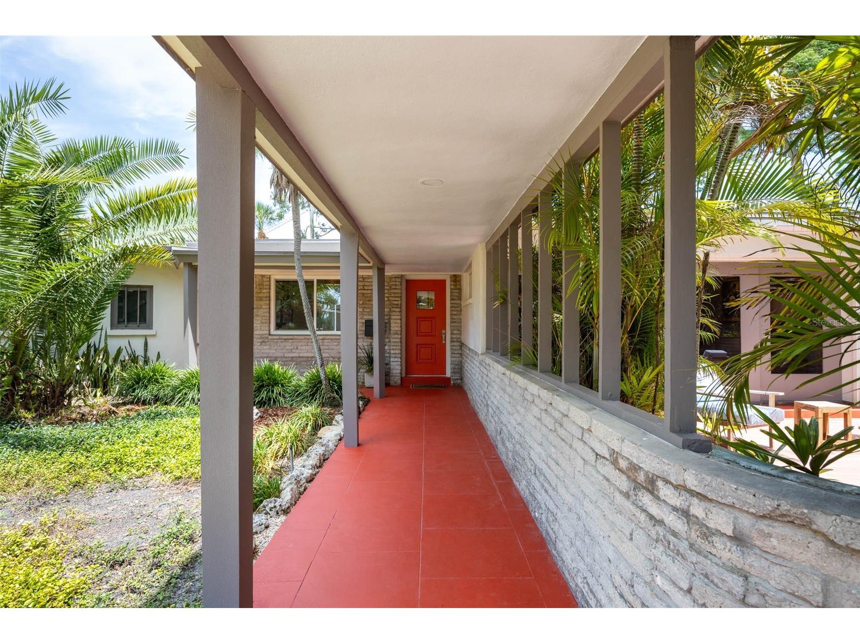 6311 Bahama Shores Drive S Saint Petersburg FL 33705 - TAMPA BAY A4695040 image3