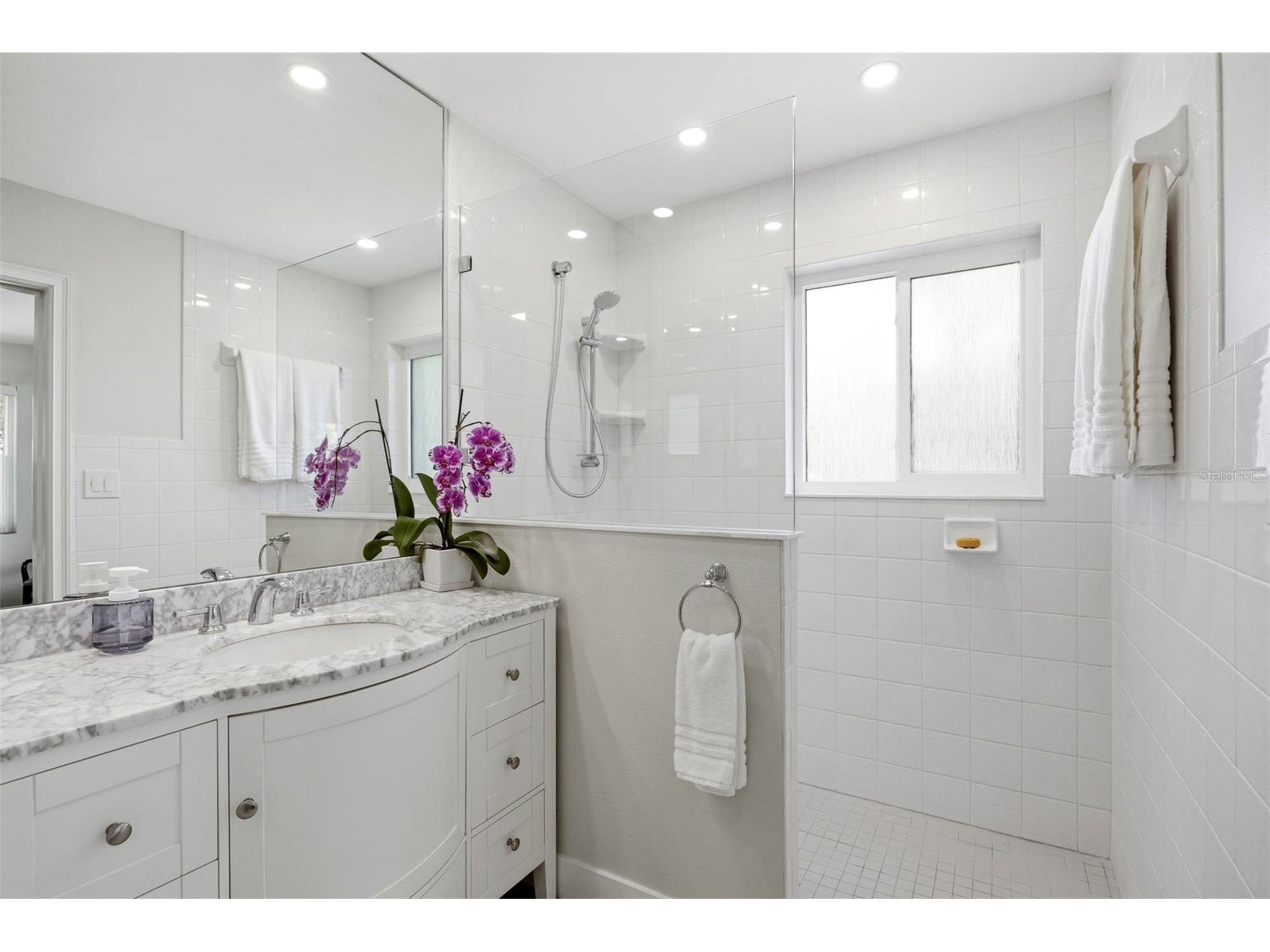 6311 Bahama Shores Drive S Saint Petersburg FL 33705 - TAMPA BAY A4695040 image37
