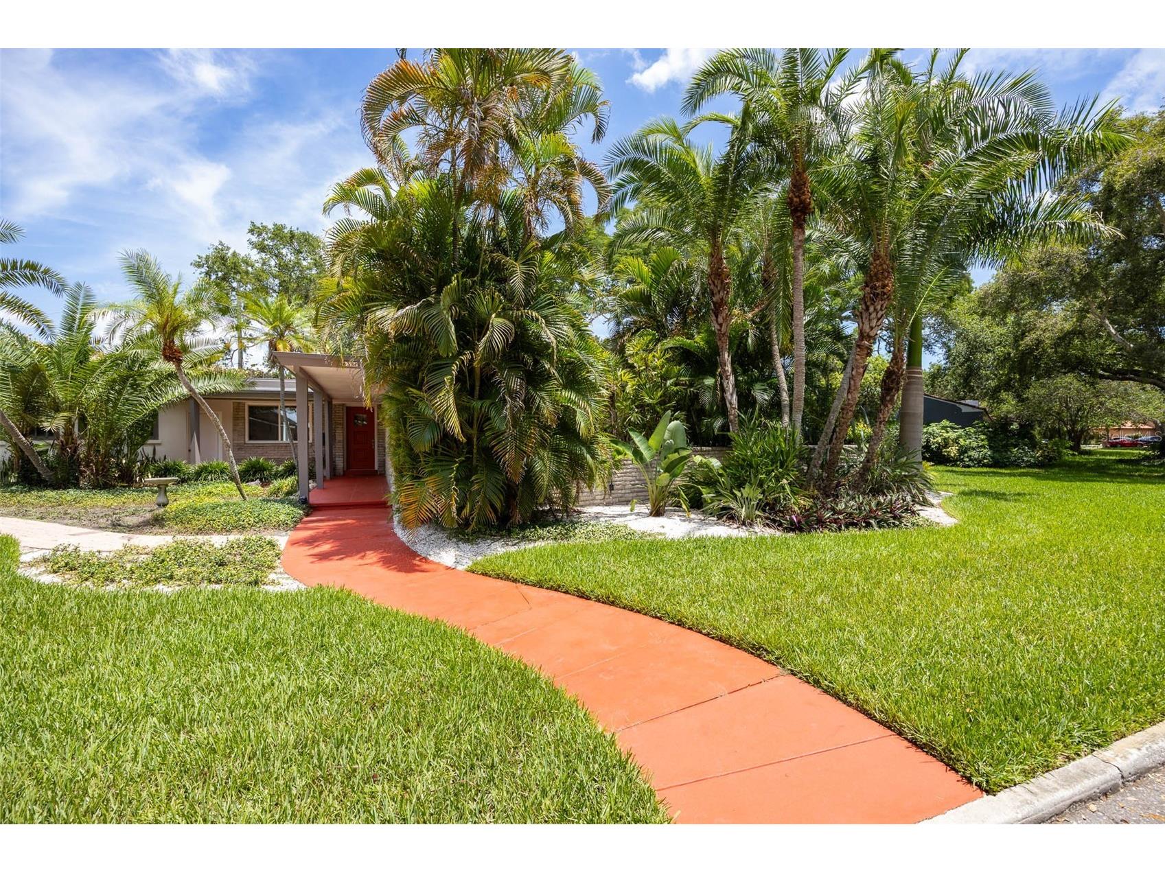 6311 Bahama Shores Drive S Saint Petersburg FL 33705 - TAMPA BAY A4695040 image7