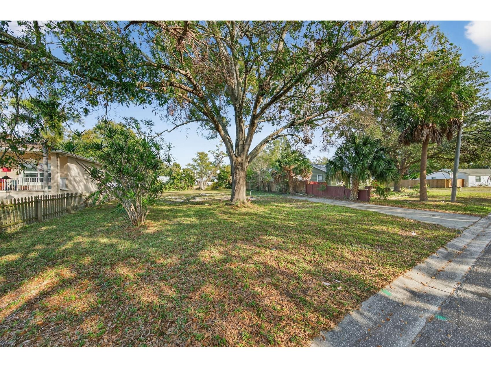 6311 Hobson Street NE Saint Petersburg FL 33702 TB8464395 image1