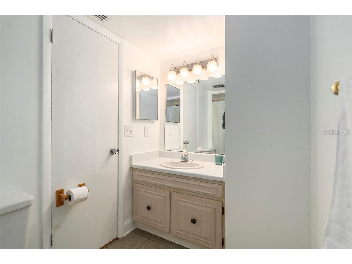 6311 Newtown Circle #11B2 Tampa FL 33615 TB8358182 image20