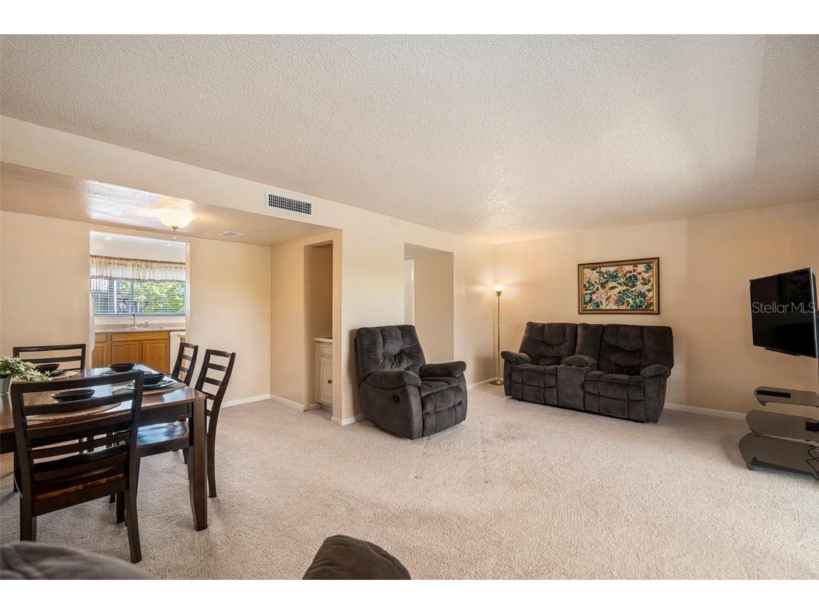 6311 Newtown Circle #11B2 Tampa FL 33615 TB8358182 image25