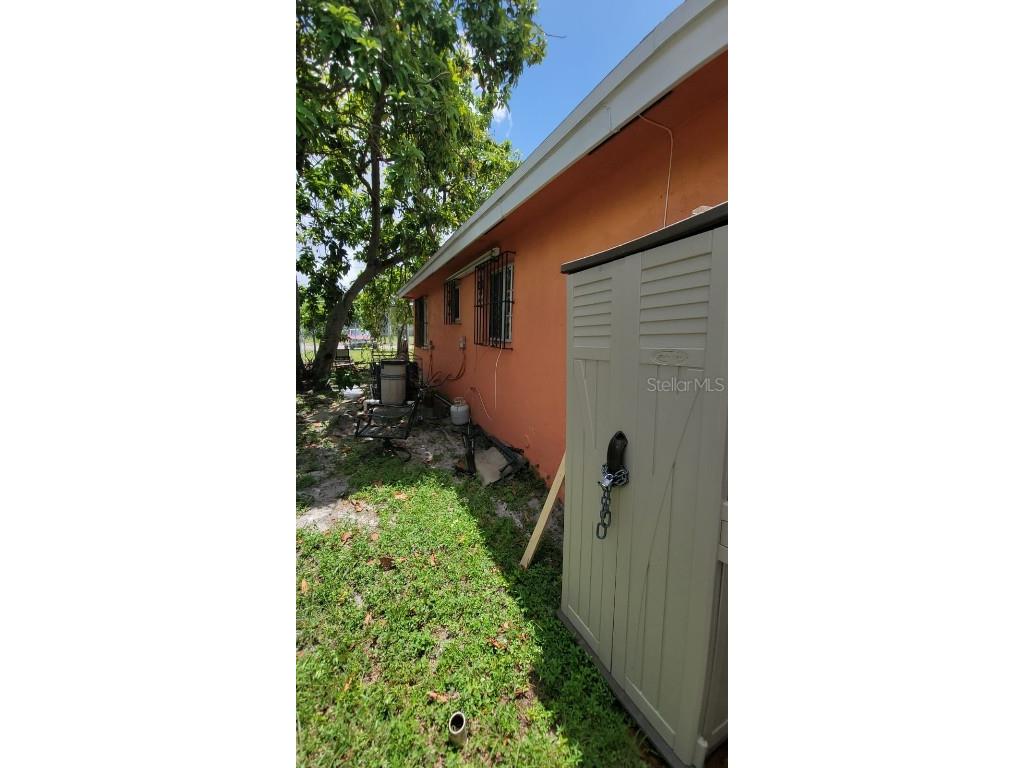 6311 NW 17 Avenue Miami FL 33147 L4932001 image19