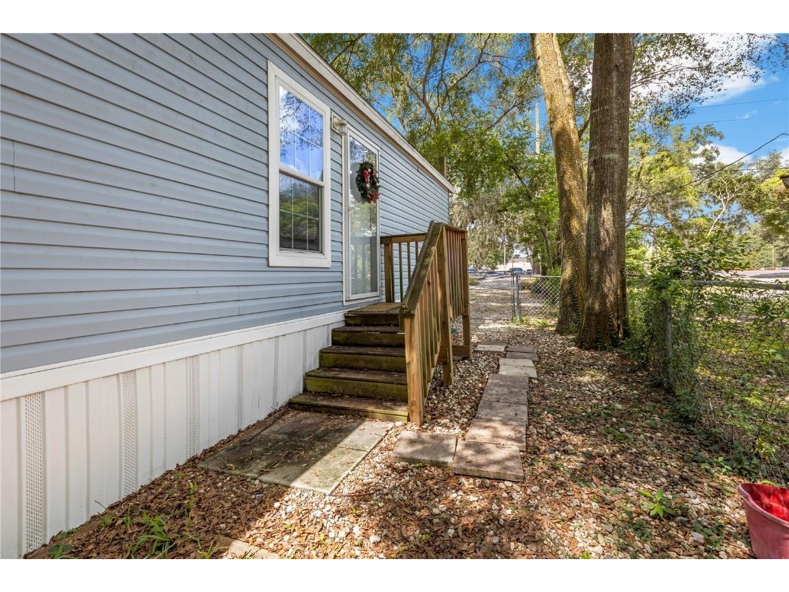 6312 12th Street Zephyrhills FL 33542 TB8417525 image1