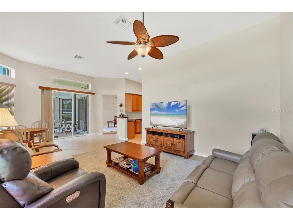 6312 41st Court E Sarasota FL 34243 A4656525 image13